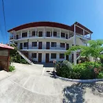 Casa Iunia