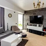 Adonis Apartment