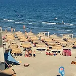 Panoramis 417 Apartament Pe Plaja Cu Vedere Frontala La Mare