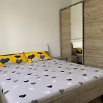 Krin'S Apartment Mamaia