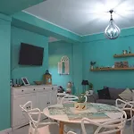Coral Cozy Apartment