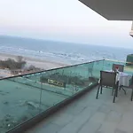 Maravali Seaview Mamaia