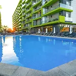 A&A Mamaia Luxury Apartment Allezi Beach Resort