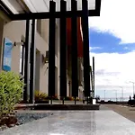 Emerald Studio Onix Mamaia
