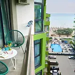 Sunny Side Apartments In Complexul Alezzi Beach