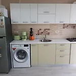 Flory'S Apartment Mamaia