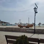 Beach Residence 10 Metri Pana La Plaja
