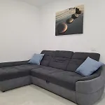 Apartament Cu Terasa