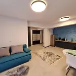 Sunshine Apartment By Building Stefan Mamaia Nord