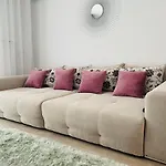 Sea View Luxury Apartament