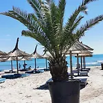 Yzza Apartament
