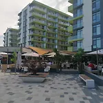 Greenview Alezzi Beach Resort