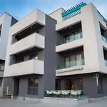 Mamaia Nord Residence Cherry