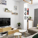 Apartel Sunny Green