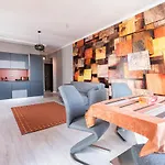 Bonsay Apartment
