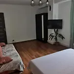 Ground Floor Beach Studio