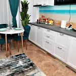 Bakuba - Studio Pe Plaja Cu Vedere La Mare & Loc Parcare Gratis