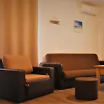 David Summer Apartment Two