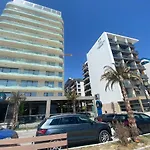 Bright Apartment Tomis Villa Promenada