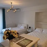 Delux Studio Mamaia Nord