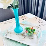 Bliss Holiday Apartments Mamaia Nord