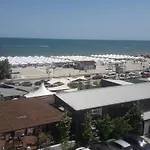 Auris Apartment