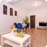 Aquarium Residence Economy 7