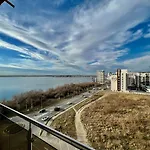 Vedere La Mare Apartament