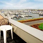 Stunning Apartment In Bruinisse
