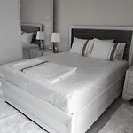 Marine Apartment 2