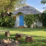 Wayando Beach Eco Lodge