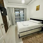 Rb Unique Apartments