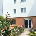 Joy Life Costinesti 1