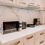 Pink Apartment 23 By Sea View