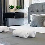 Blue 804 Wave Residence