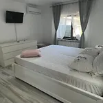 Apartament Geavidan