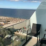 White Tower Mamaia Studio 806