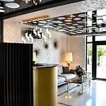 Axo Boutique Hotel By Building Stefan