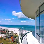 White Tower Mamaia - Apartament Junior