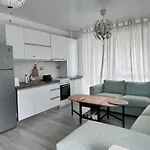 Sam Apartment By Alezzi - Mamaia Nord