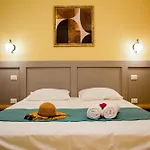 Staychic 614