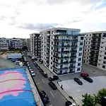 Grand Astoria Apartment