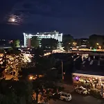 Alecsa 2 Luxury Residence