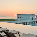 The Point Studio In Infinity Spa&Pools Resort - Parking