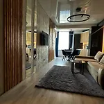 Sea View Apartment - 1St Season Mamaia Nord