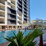 Dream-Endless Summer Mamaia Nord Apartaments