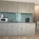 Breeze Studio-Endless Summer Mamaia Nord Apartaments