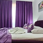 Alezzy Beach Apartment Cu Piscina Incalzita Jacuzzy Sauna