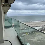 Sofia - Endless Summer Mamaia Nord Apartaments
