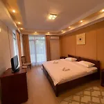 New Vila Mamaia